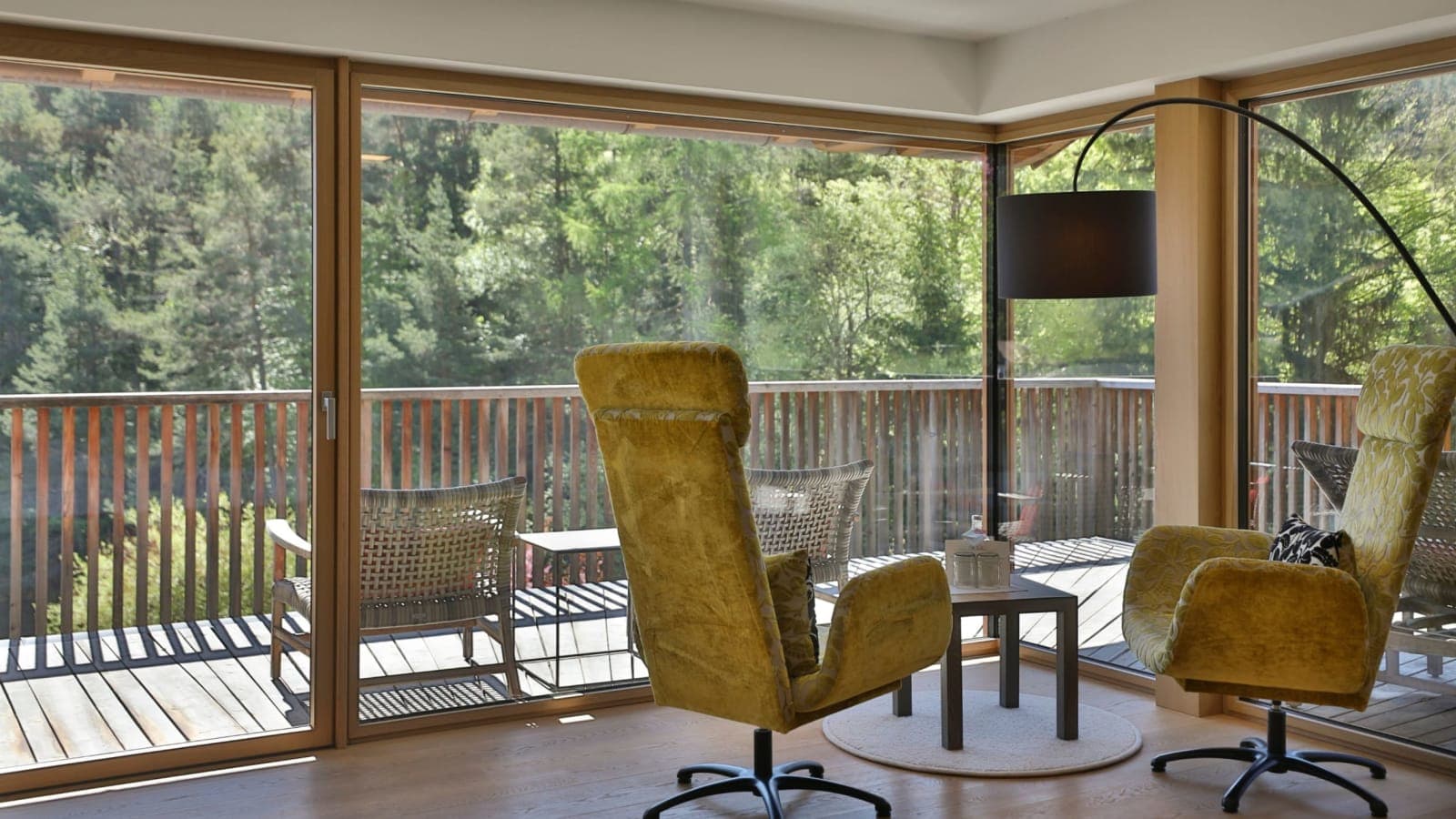 Suite KOBEN with lake view